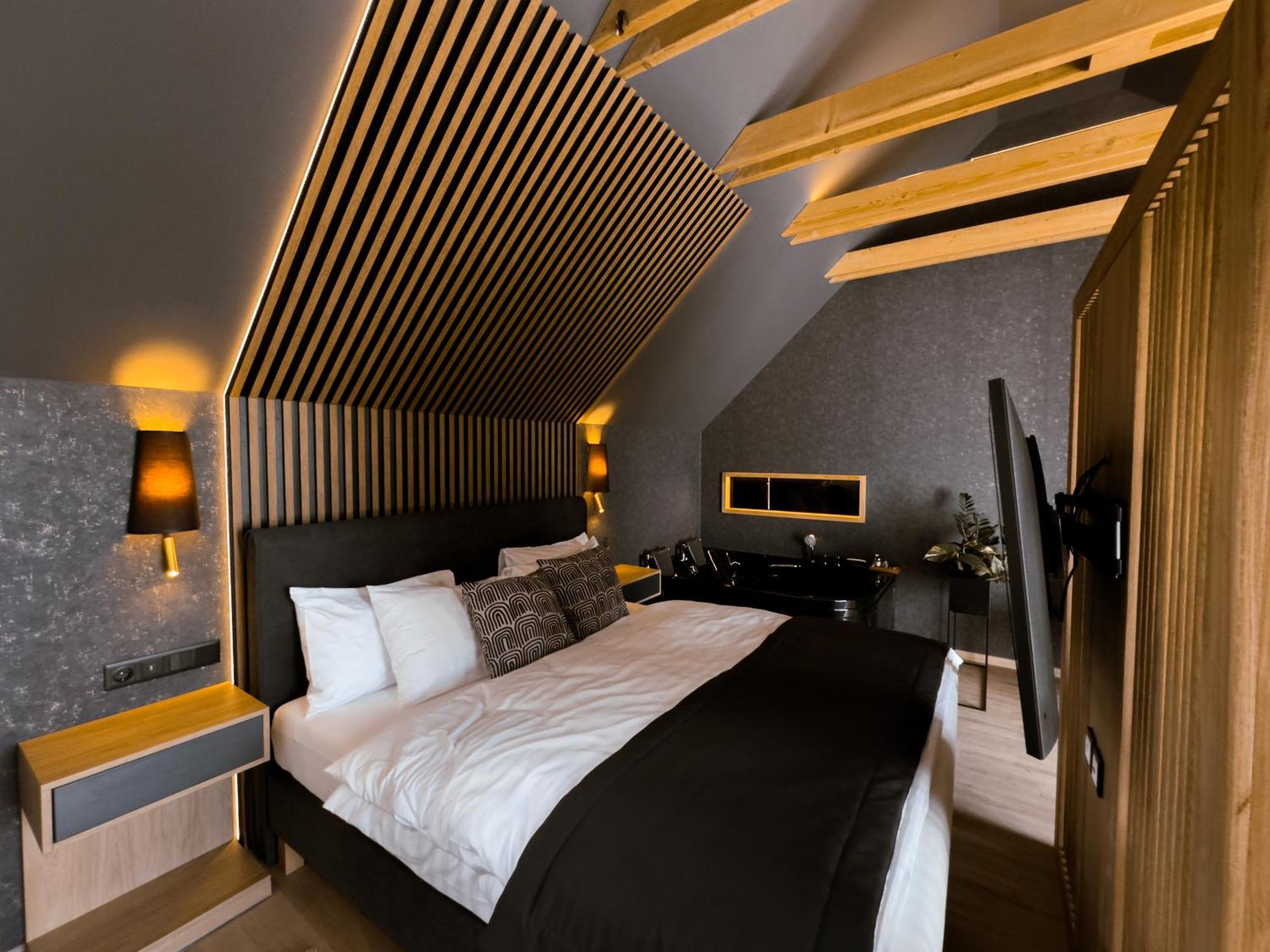 Twin Premium Apartman Tihany Bagian luar foto
