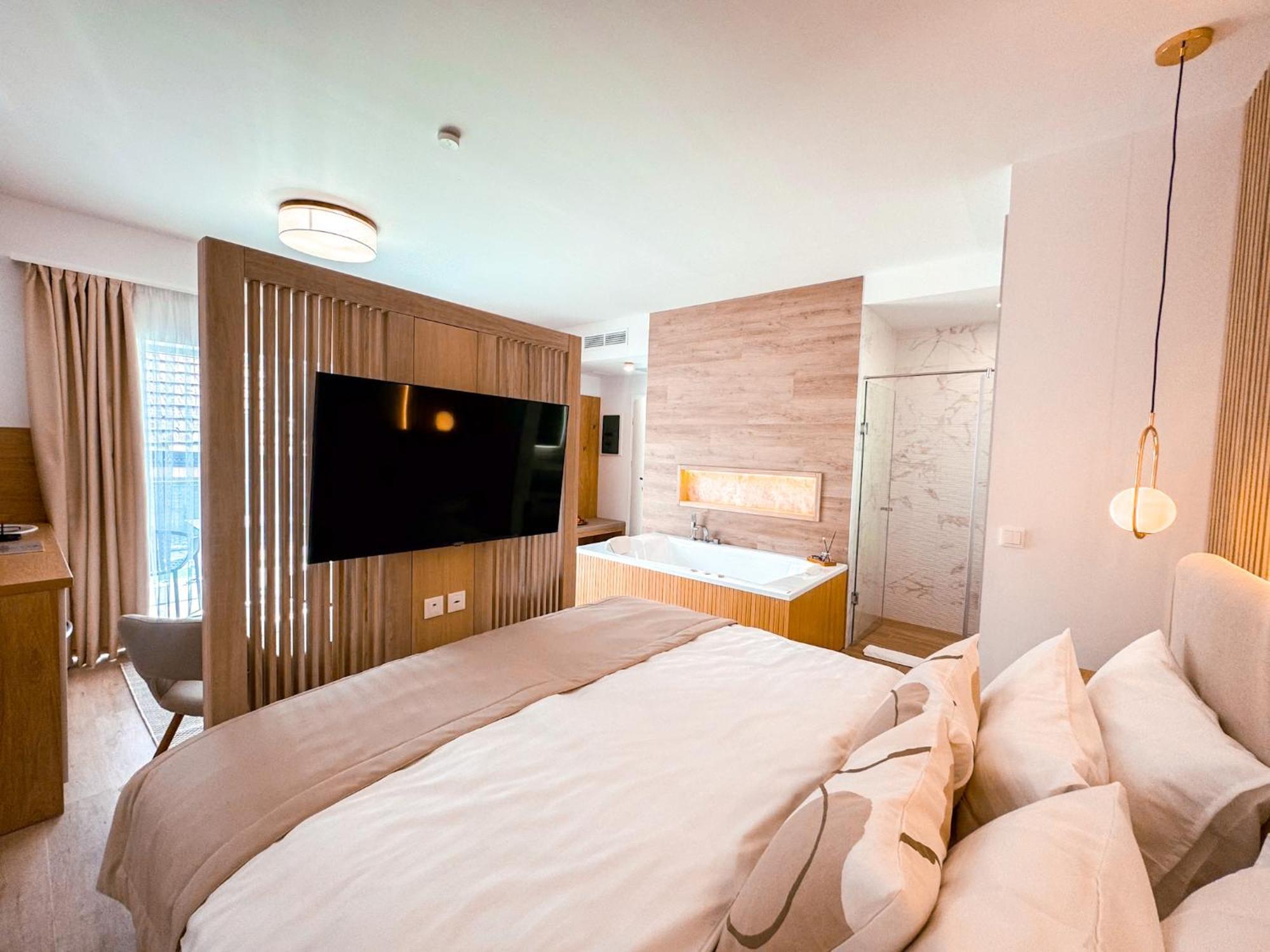 Twin Premium Apartman Tihany Bagian luar foto